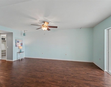 5108 Brittany Drive S - Photo Thumbnail 17