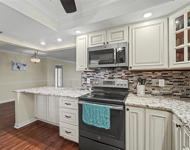5108 Brittany Drive S - Photo Thumbnail 8