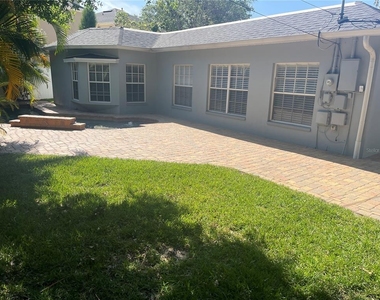 633 Bosphorous Avenue - Photo Thumbnail 25