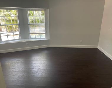 633 Bosphorous Avenue - Photo Thumbnail 19
