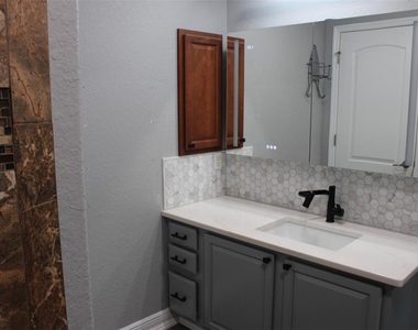 1555 Blue Sky Boulevard - Photo Thumbnail 25