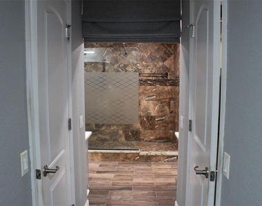 1555 Blue Sky Boulevard - Photo Thumbnail 21
