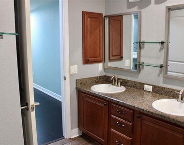 1555 Blue Sky Boulevard - Photo Thumbnail 56