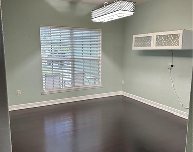 1555 Blue Sky Boulevard - Photo Thumbnail 30