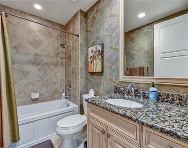 470 Mandalay Avenue - Photo Thumbnail 26