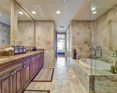 470 Mandalay Avenue - Photo Thumbnail 21
