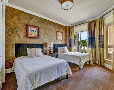 470 Mandalay Avenue - Photo Thumbnail 27