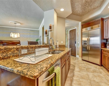 470 Mandalay Avenue - Photo Thumbnail 14