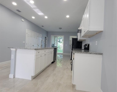 2502 N 56th Street - Photo Thumbnail 5
