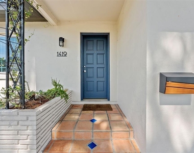 1419 Tyrone Boulevard N - Photo Thumbnail 24