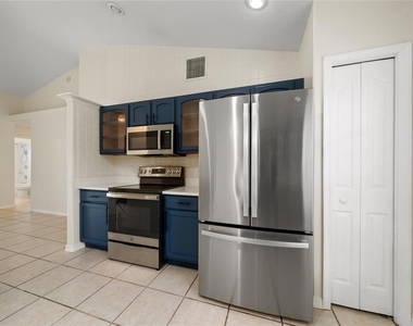 3586 Yellow Bird Court - Photo Thumbnail 10