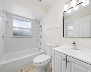3586 Yellow Bird Court - Photo Thumbnail 18