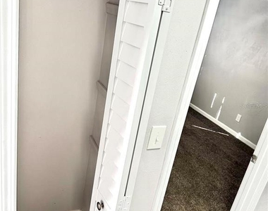 6629 Iralou Road - Photo Thumbnail 10