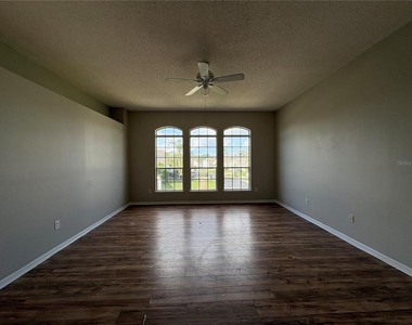 1219 Darnaby Way - Photo Thumbnail 8