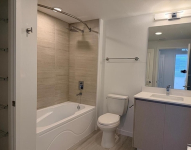 5563 Millenia Park Boulevard - Photo Thumbnail 6