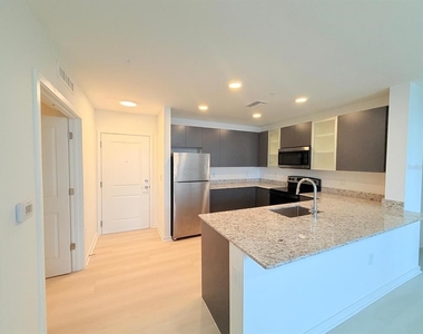 5563 Millenia Park Boulevard - Photo Thumbnail 29