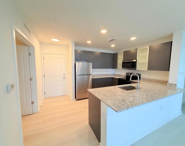 5563 Millenia Park Boulevard - Photo Thumbnail 32