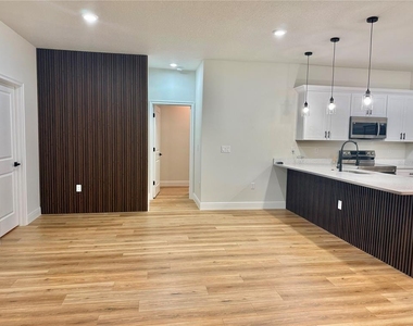 15690 Sw 49th Avenue Road - Photo Thumbnail 2