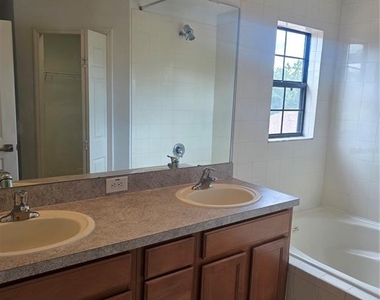 13648 Beauregard Place - Photo Thumbnail 14