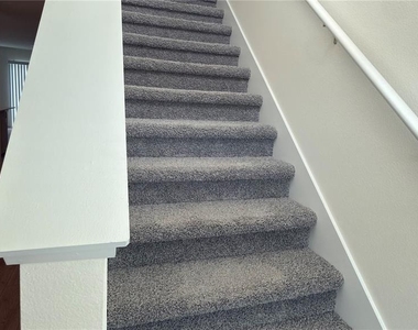 725 Preston Cove Drive - Photo Thumbnail 11