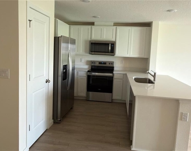 725 Preston Cove Drive - Photo Thumbnail 1
