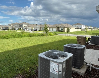 725 Preston Cove Drive - Photo Thumbnail 25