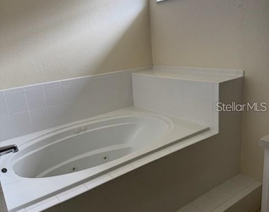 105 Windridge Street - Photo Thumbnail 5