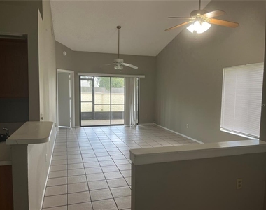 12269 Augusta Woods Circle - Photo Thumbnail 3
