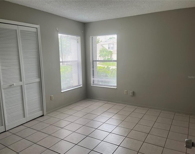 12269 Augusta Woods Circle - Photo Thumbnail 5