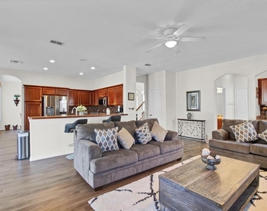 2262 Windcrest Lake Circle - Photo Thumbnail 14