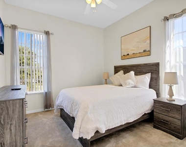 2262 Windcrest Lake Circle - Photo Thumbnail 21