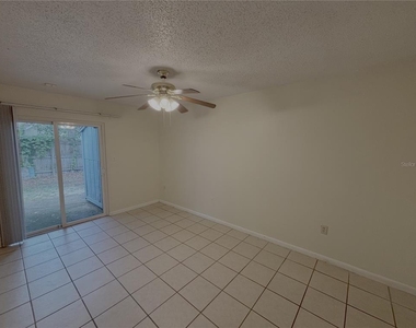 904 Sw 62 Terrace - Photo Thumbnail 7