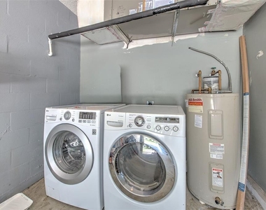 319 Abigail Road - Photo Thumbnail 24
