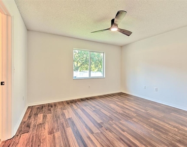 319 Abigail Road - Photo Thumbnail 20