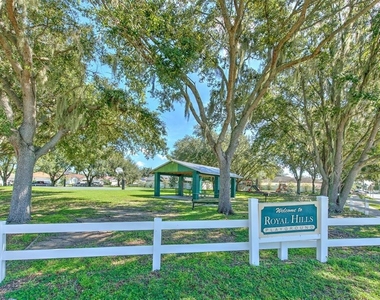 319 Abigail Road - Photo Thumbnail 32