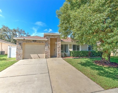 319 Abigail Road - Photo Thumbnail 2