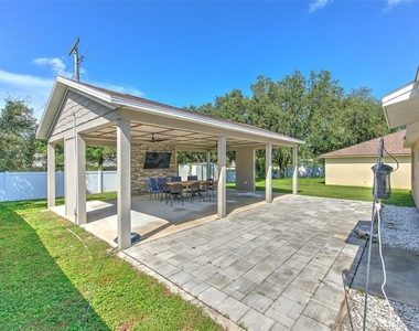 319 Abigail Road - Photo Thumbnail 3