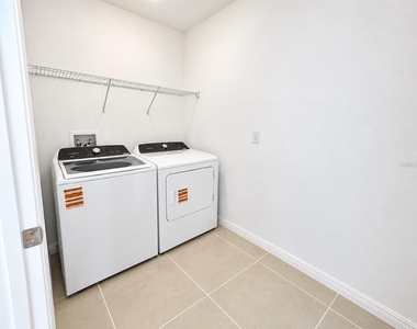 4540 Orchard View Alley - Photo Thumbnail 9