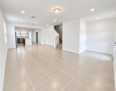 4540 Orchard View Alley - Photo Thumbnail 4
