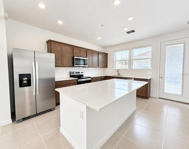 4540 Orchard View Alley - Photo Thumbnail 5