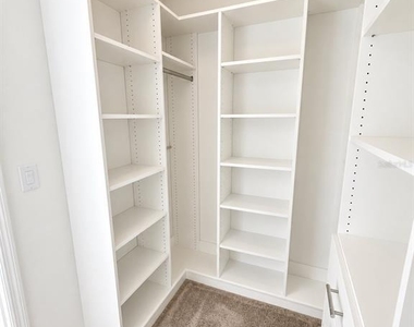 4540 Orchard View Alley - Photo Thumbnail 21