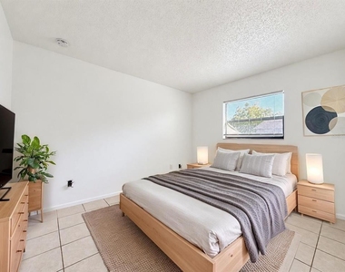 3276 Split Willow Drive - Photo Thumbnail 5