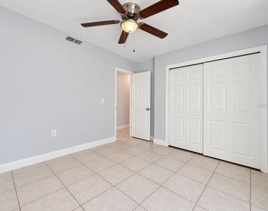 23 Country Club Drive - Photo Thumbnail 9