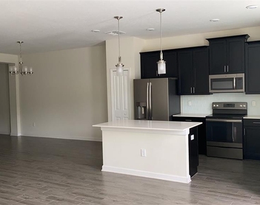 11216 Whistling Pine Way - Photo Thumbnail 3
