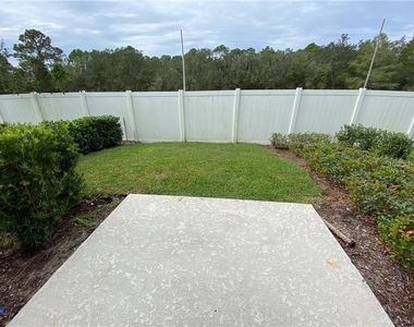 11216 Whistling Pine Way - Photo Thumbnail 25