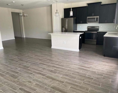 11216 Whistling Pine Way - Photo Thumbnail 5