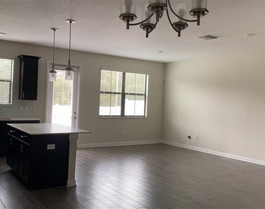11216 Whistling Pine Way - Photo Thumbnail 4