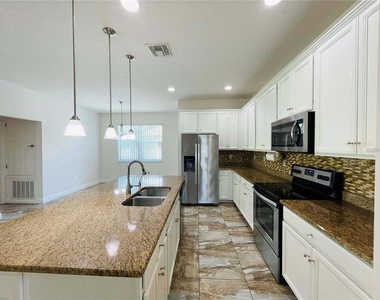 727 Star Magnolia Drive - Photo Thumbnail 5