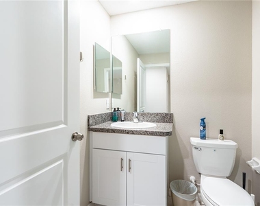 23265 Willow Glen Way - Photo Thumbnail 28