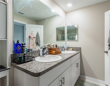23265 Willow Glen Way - Photo Thumbnail 25